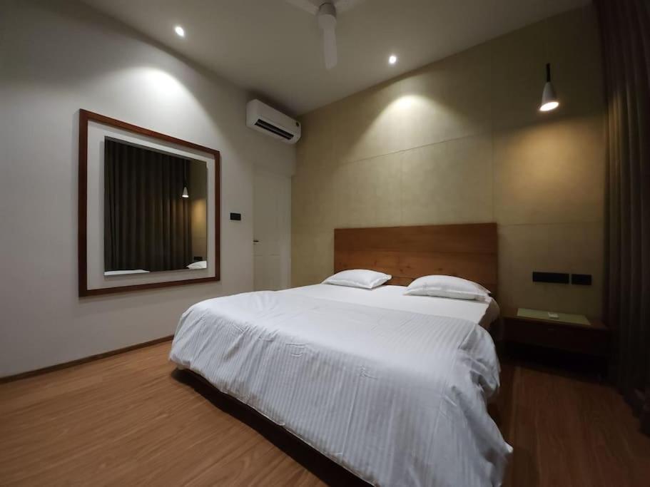 Gulzar 2Bhk Service Apartment, Kannur Zewnętrze zdjęcie